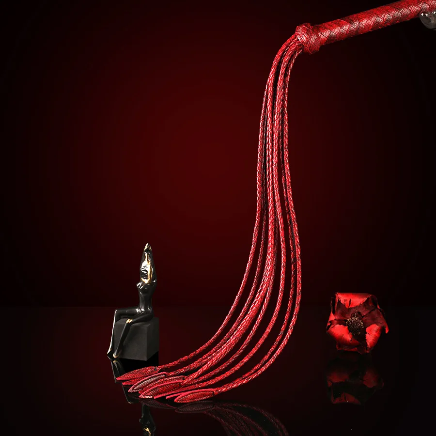 82CM Genuine Leather Submissive Horse Crop Horse Whip, Horse Training Real Leather Whips, Snake pattern Leather Covered Handle